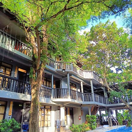 The Henry Resort Taramindu Laiya Batangas Exterior photo